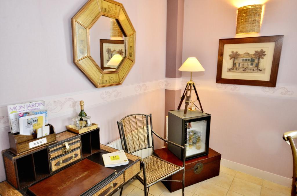 Hostellerie Du Prieure Saint-Prix Kültér fotó