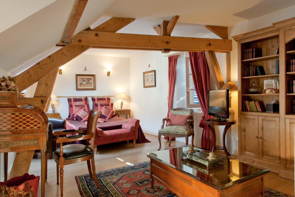 Hostellerie Du Prieure Saint-Prix Kültér fotó