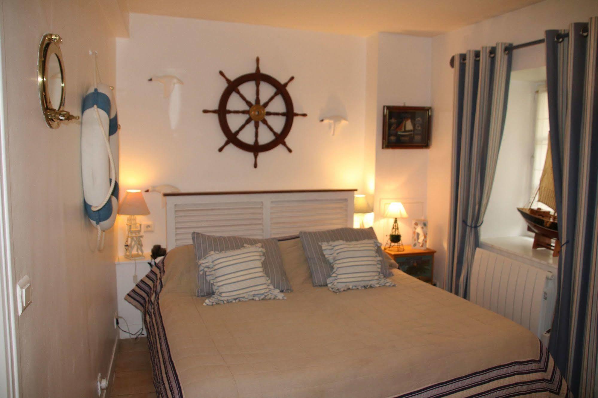 Hostellerie Du Prieure Saint-Prix Kültér fotó