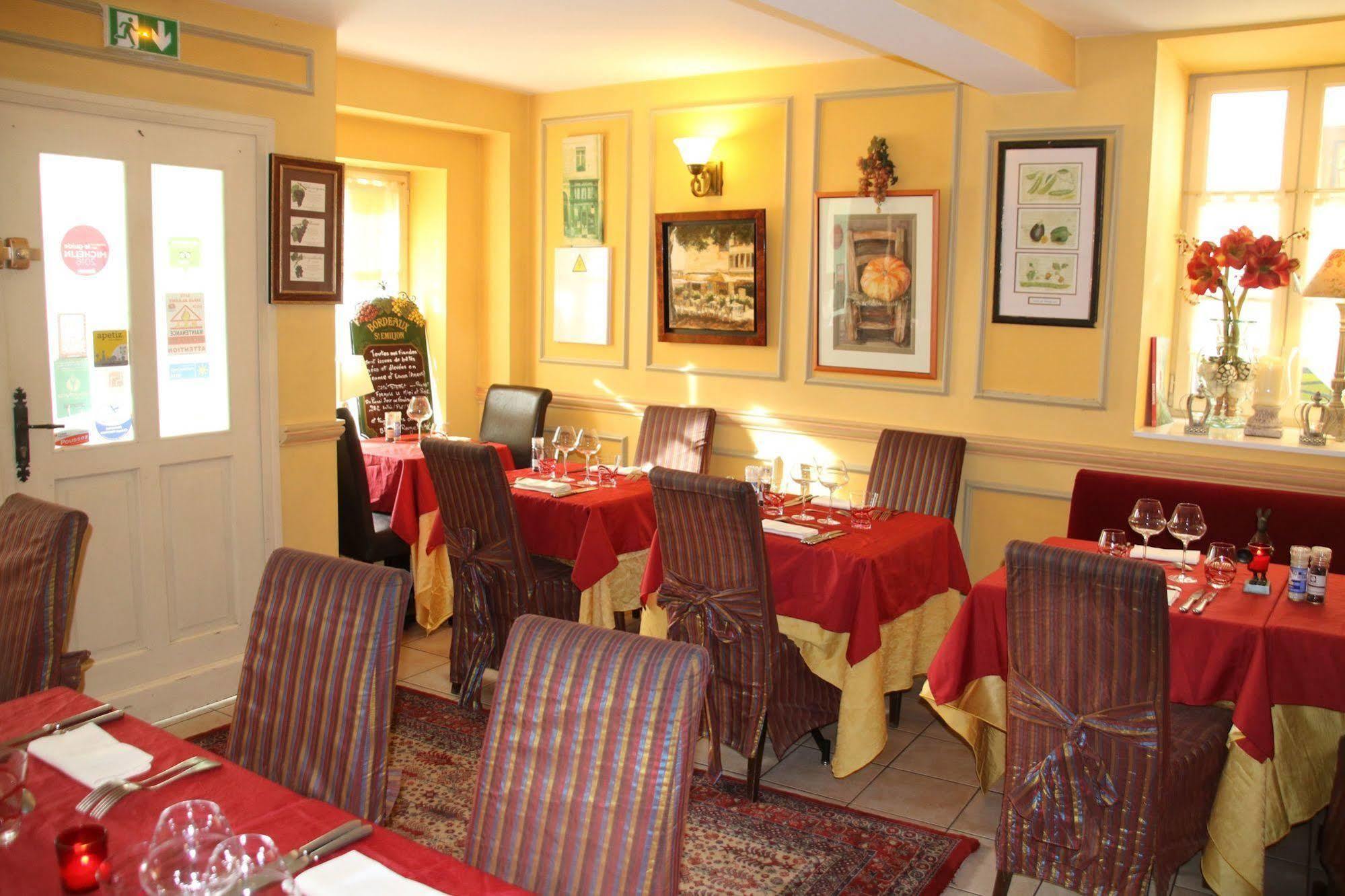 Hostellerie Du Prieure Saint-Prix Kültér fotó