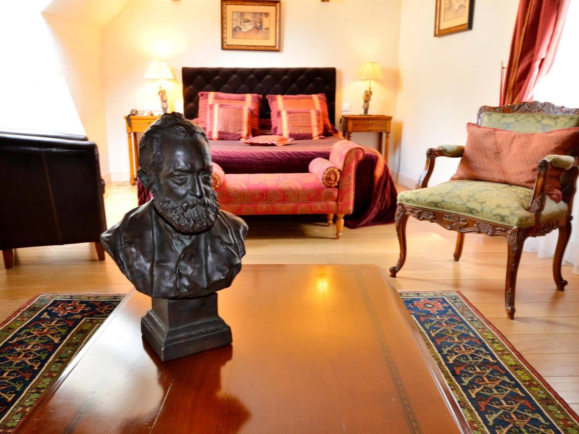 Hostellerie Du Prieure Saint-Prix Kültér fotó