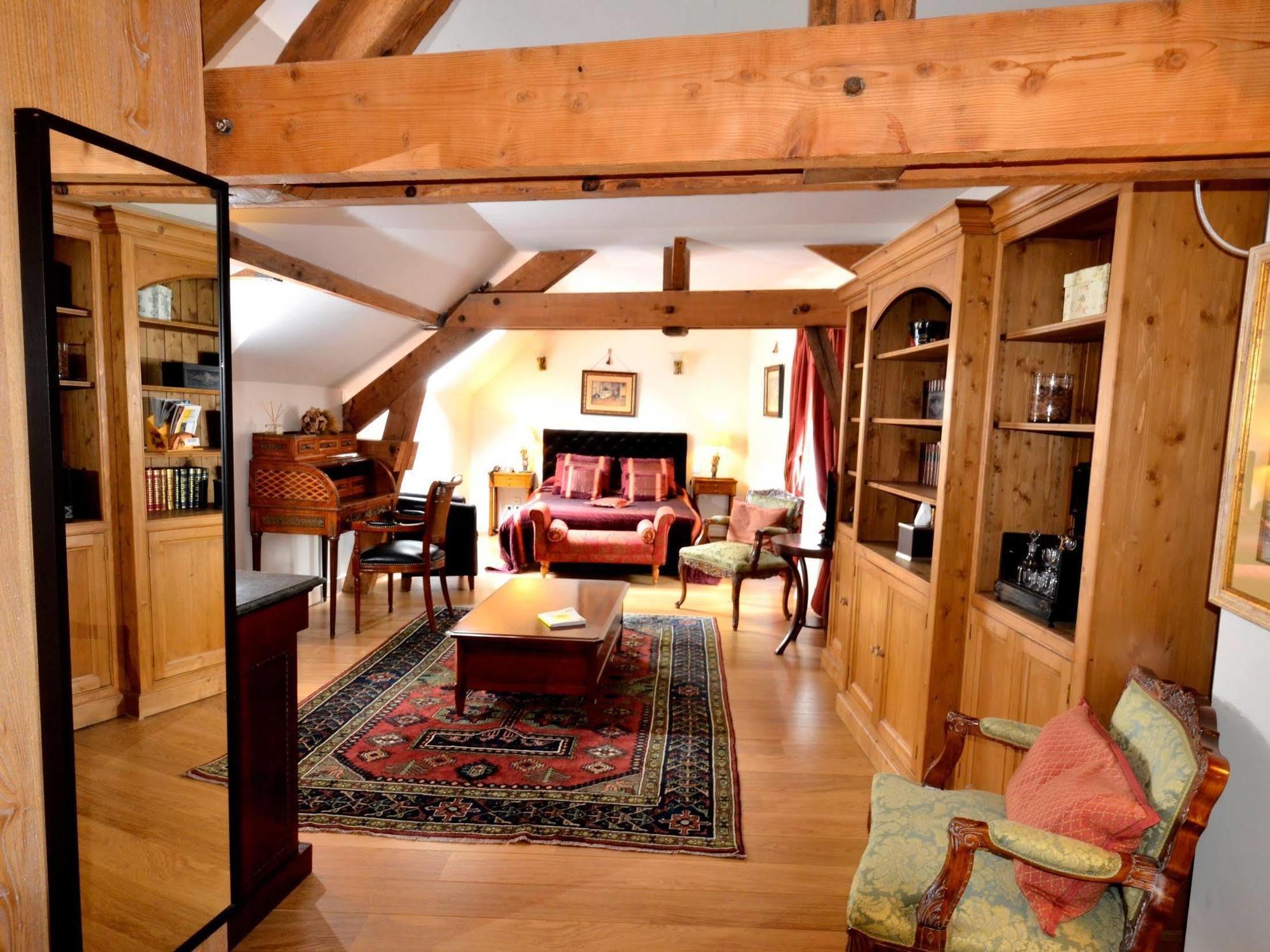 Hostellerie Du Prieure Saint-Prix Kültér fotó